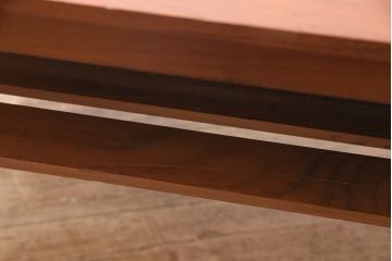 ヴィンテージ家具　北欧ビンテージ　レトロスタイルにも合うチーク材製のセンターテーブル(リビングテーブル、サイドテーブル)(R-046685)