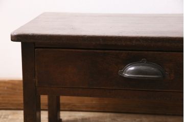 アンティーク家具　昭和中期　ラワン材　小振りなサイズが可愛いレトロな文机(花台、飾り台)(R-046686)