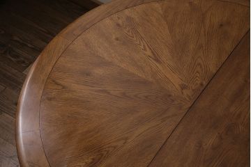 ヴィンテージ家具　DREXEL HERITAGE(ドレクセルヘリテイジ)　ラウンド型　温かみのある雰囲気が素敵なエクステンションテーブル(ダイニングテーブル、ビンテージ)(R-046689)