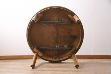 ヴィンテージ家具　DREXEL HERITAGE(ドレクセルヘリテイジ)　ラウンド型　温かみのある雰囲気が素敵なエクステンションテーブル(ダイニングテーブル、ビンテージ)(R-046689)