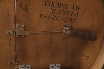 ヴィンテージ家具　DREXEL HERITAGE(ドレクセルヘリテイジ)　ラウンド型　温かみのある雰囲気が素敵なエクステンションテーブル(ダイニングテーブル、ビンテージ)(R-046689)
