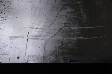 ビンテージ家具　前面黒柿材　引き出し付き　和風リビングにおすすめな脚付きローボード(戸棚、リビングボード)(R-046691)