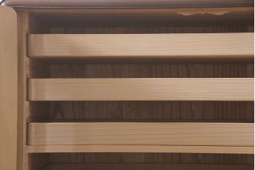 中古　伝統工芸品　山竹永井タンス店　久光　衣装盆付きの加茂総桐箪笥(定価約120万円)(総桐たんす、衣装箪笥、着物箪笥、和タンス)(R-046692)