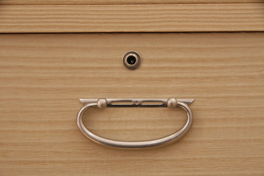 中古　伝統工芸品　山竹永井タンス店　久光　衣装盆付きの加茂総桐箪笥(定価約120万円)(総桐たんす、衣装箪笥、着物箪笥、和タンス)(R-046692)