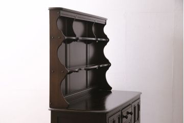 ヴィンテージ家具　イギリスビンテージ　ERCOL(アーコール)　Old Colonial(オールドコロニアル)　気品と風格が漂うカップボード(収納棚、食器棚)(R-046720)
