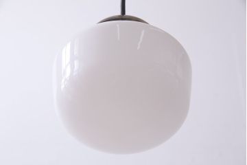 アンティーク照明　昭和中期　ころんとしたフォルムのレトロなペンダントライト(天井照明)(R-046726)