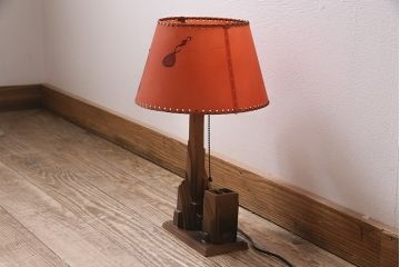 ヴィンテージ照明　昭和レトロ　オレンジ色のシェードがお洒落なスタンドライト(卓上照明、ビンテージ)(R-046730)