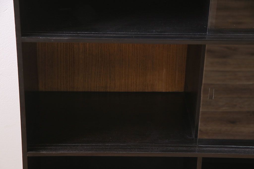 ビンテージ家具　ディスプレイも楽しめる和レトロな戸棚(R-収納棚、棚、キャビネット)(R-046731)