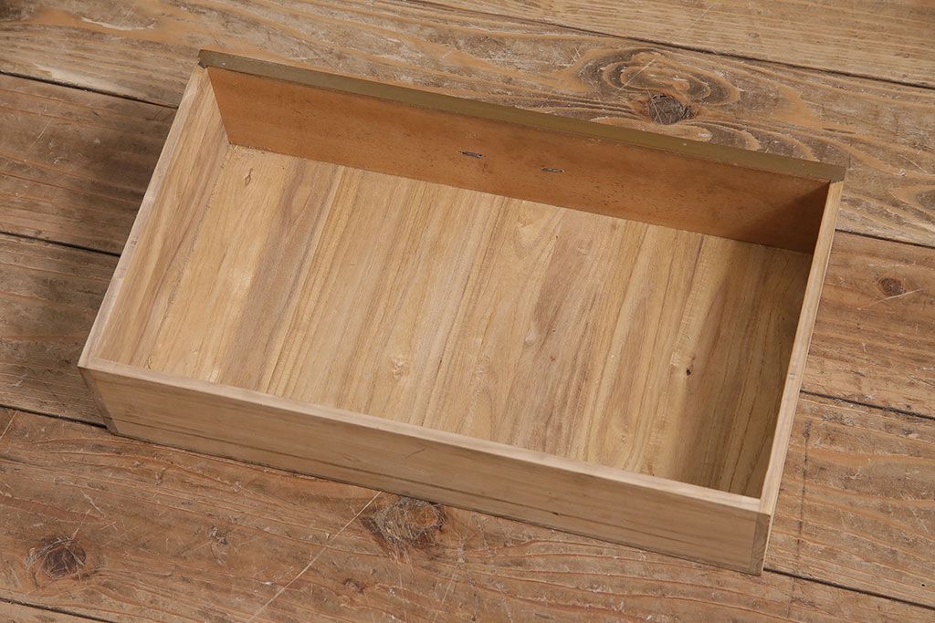 ビンテージ家具　ディスプレイも楽しめる和レトロな戸棚(R-収納棚、棚、キャビネット)(R-046731)