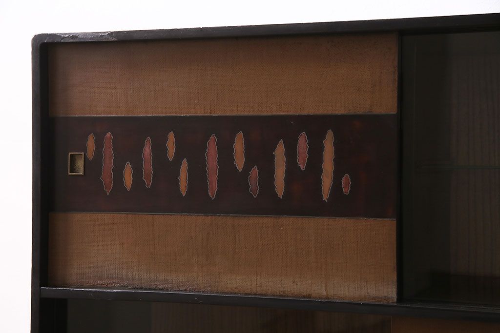 ビンテージ家具　ディスプレイも楽しめる和レトロな戸棚(R-収納棚、棚、キャビネット)(R-046731)