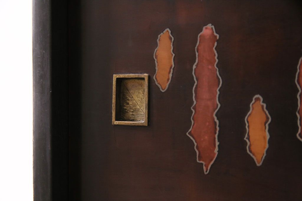 ビンテージ家具　ディスプレイも楽しめる和レトロな戸棚(R-収納棚、棚、キャビネット)(R-046731)