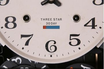 アンティーク時計　昭和中期　CITIZEN(シチズン)　30DAY　ゼンマイ式　カレンダー付　レトロなデザインが魅力の掛け時計(振り子時計、柱時計)(R-046734)