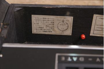 アンティーク時計　昭和中期　CITIZEN(シチズン)　30DAY　ゼンマイ式　カレンダー付　レトロなデザインが魅力の掛け時計(振り子時計、柱時計)(R-046734)