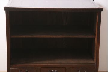 アンティーク家具　昭和初期　前面ケヤキ材　深みのある木肌が魅力の帳場箪笥(時代箪笥、収納棚)(R-046749)