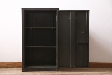 ヴィンテージ家具　昭和中期　日産丸紅　レトロな雰囲気たっぷりの古い金庫(ディスプレイ、ビンテージ)(R-046752)