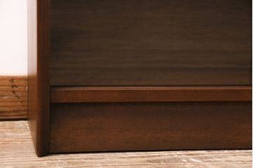 ヴィンテージ家具　イギリス　HERBERT E. GIBBS(ハーバート・E・ギブス)　チーク材　洗練された佇まいが魅力的なキャビネット(本箱、ブックケース、収納棚、ビンテージ)(R-046754)