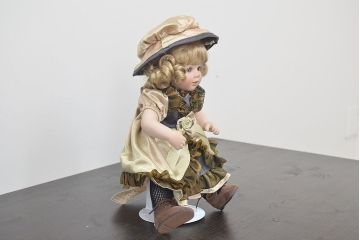 CASCO　ビスクドール　Cadeaux　Porcelain　doll　陶器人形(R-046773)