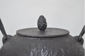 南部盛岡　利祥銘　鉄瓶(牡丹、草花文、茶道具)(R-046790)