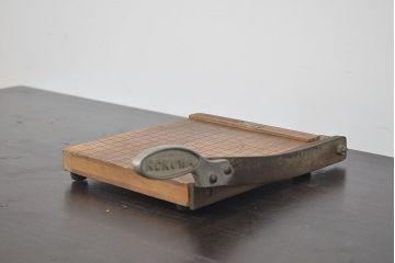 ROKUWA　古い　ペーパーカッター(裁断機、木製、マス目付、古道具)(R-046791)