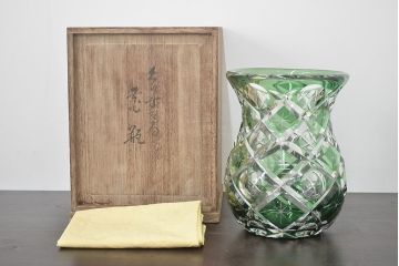 各務満　クリスタル　花瓶(緑切子、カガミクリスタル、花器、フラワーベース)(R-046797)