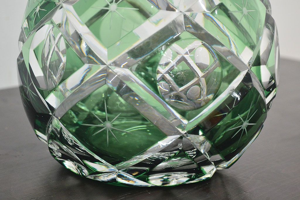 各務満　クリスタル　花瓶(緑切子、カガミクリスタル、花器、フラワーベース)(R-046797)