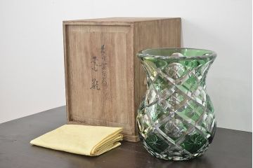 各務満　クリスタル　花瓶(緑切子、カガミクリスタル、花器、フラワーベース)(R-046797)