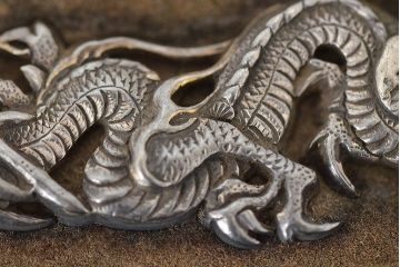 江戸〜明治　饅頭根付煙草入れ(彫刻、龍金具、彫金、提物)(R-046801)