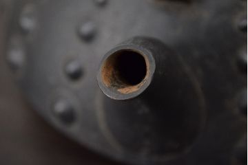 岩手南部　鉄作　兜形源氏霰鉄瓶　共箱(茶道具)(R-046803)