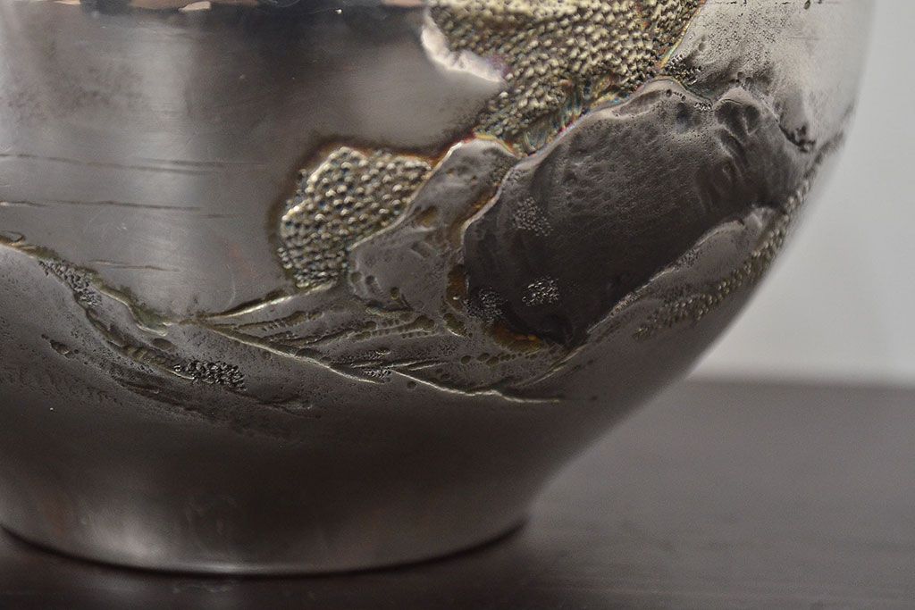 秀峰銘　彫金花瓶(銀製?、シルバー?)(R-046813)