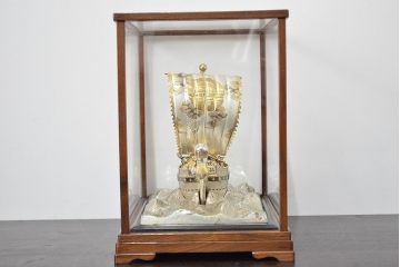 銀製　宝船　置物(彫金、シルバー、1765g)　クラウン70ミリ映写機完成記念(R-046814)