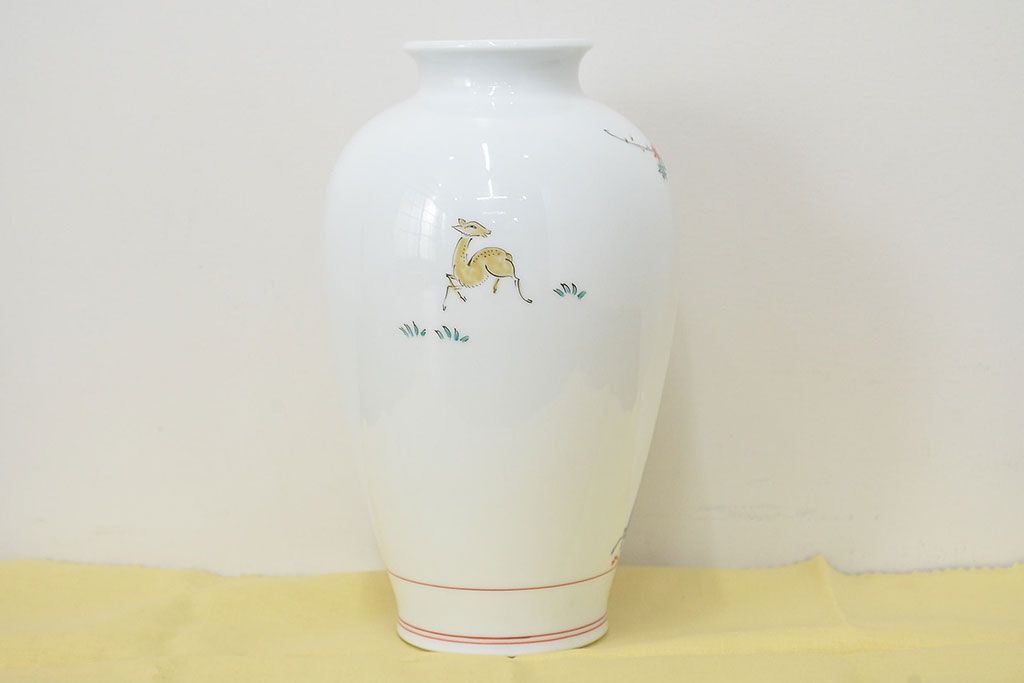 十三代　酒井田柿右衛門　錦鹿紅葉文花瓶(色絵、作家物)(R-046829)