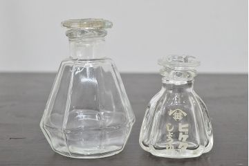 昭和初期〜中期　古い醤油差し　花瓶など4点(ヒゲタ、レトロ、ガラス)(R-046839)