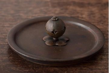 古い鉄瓶　銅蓋　銀象嵌取っ手　松と梅(茶道具)(R-046870)