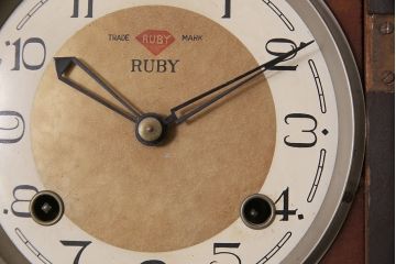 アンティーク時計　昭和中期　RUBY CLOCK(ルビー印)　ゼンマイ式　マーブル模様が珍しい掛け時計(柱時計、古時計)(R-046887)