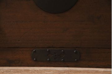 アンティーク家具　大正期　前面桐材　渋い味わいが魅力的な時代箪笥ローボード(チェスト、引き出し、テレビ台)(R-046898)