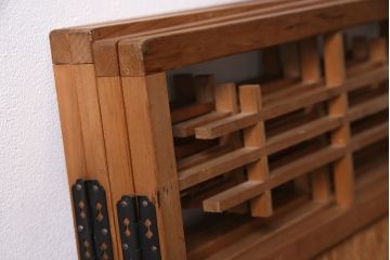 ヴィンテージ家具　昭和中期　民芸家具　和の風情を演出する四連折り畳み式パーテーション(衝立、仕切り、ビンテージ)(R-046903)