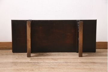 アンティーク家具　明治大正期　総ケヤキ材　凝った脚のつくりが目を引く文机(ローテーブル、センターテーブル)(R-046907)