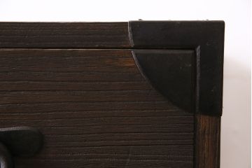 アンティーク家具　明治大正期　総桐材　五丁引き　丸金具がアクセントの上手物の重ね箪笥(衣装箪笥、引き出し)(R-046909)