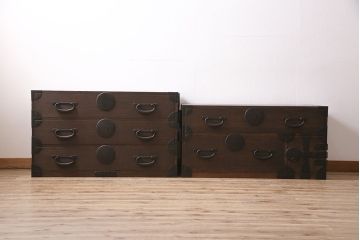 アンティーク家具　明治大正期　総桐材　五丁引き　丸金具がアクセントの上手物の重ね箪笥(衣装箪笥、引き出し)(R-046909)