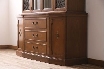 中古　DREXEL HERITAGE(ドレクセルヘリテイジ)　Triune(トライユン)　凛とした佇まいの食器棚(定価約90万円)(カップボード、キャビネット)(R-046911)