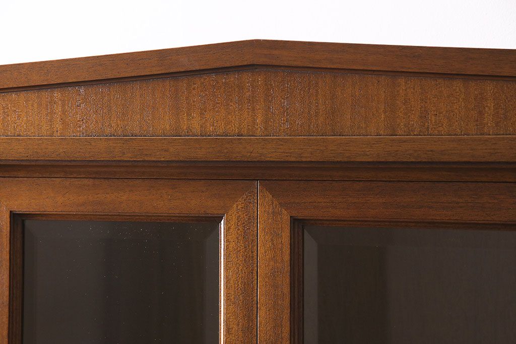 中古　DREXEL HERITAGE(ドレクセルヘリテイジ)　Triune(トライユン)　凛とした佇まいの食器棚(定価約90万円)(カップボード、キャビネット)(R-046911)