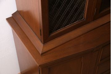 中古　DREXEL HERITAGE(ドレクセルヘリテイジ)　Triune(トライユン)　凛とした佇まいの食器棚(定価約90万円)(カップボード、キャビネット)(R-046911)