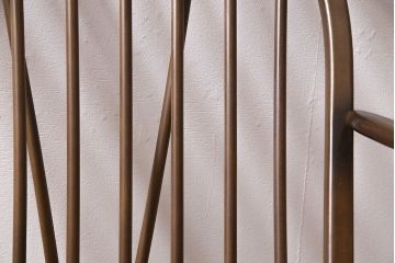 中古美品　ERCOL(アーコール)　淡い花柄のファブリックがお洒落な1人掛けソファ(ラウンジチェア、アームチェア、椅子、1シーターソファ)(R-046913)