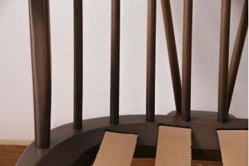 中古美品　ERCOL(アーコール)　淡い花柄のファブリックがお洒落な1人掛けソファ(ラウンジチェア、アームチェア、椅子、1シーターソファ)(R-046913)