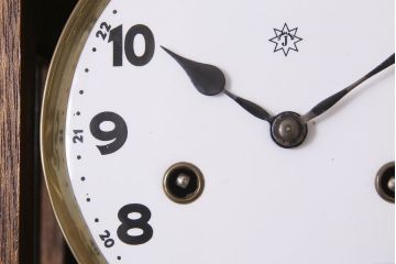 アンティーク時計　ドイツ　JUNGHANS(ユンハンス)社　ゼンマイ式　ノスタルジックな雰囲気が魅力の振り子時計(柱時計、掛け時計、古時計)(R-046915)