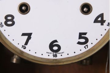 アンティーク時計　ドイツ　JUNGHANS(ユンハンス)社　ゼンマイ式　ノスタルジックな雰囲気が魅力の振り子時計(柱時計、掛け時計、古時計)(R-046915)
