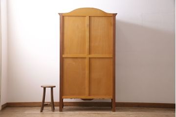 中古　フランス　輸入家具　優美な佇まいが素敵なキャビネット(定価約38万円)(収納棚、本箱、ブックケース)(R-046920)