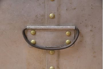 ヴィンテージ雑貨　昭和レトロ　レア　インダストリアル　シャビーな風合いのアルミボックス(アルミケース、収納ボックス、箱、ビンテージ)(R-046926)