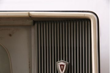 ジャンク品　SHARP(シャープテレビジョン)　早川電機　TB-61型　真空管テレビ(脚付、アンティーク、レトロ)(R-046929)