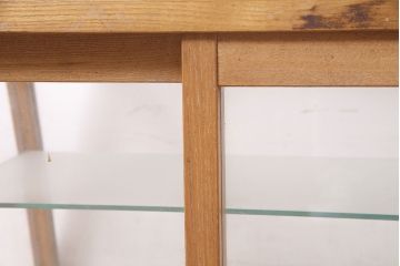 和製アンティーク　ナラ材　卓上タイプ　台形型のレトロなガラスケース(ショーケース、陳列棚)(R-046931)